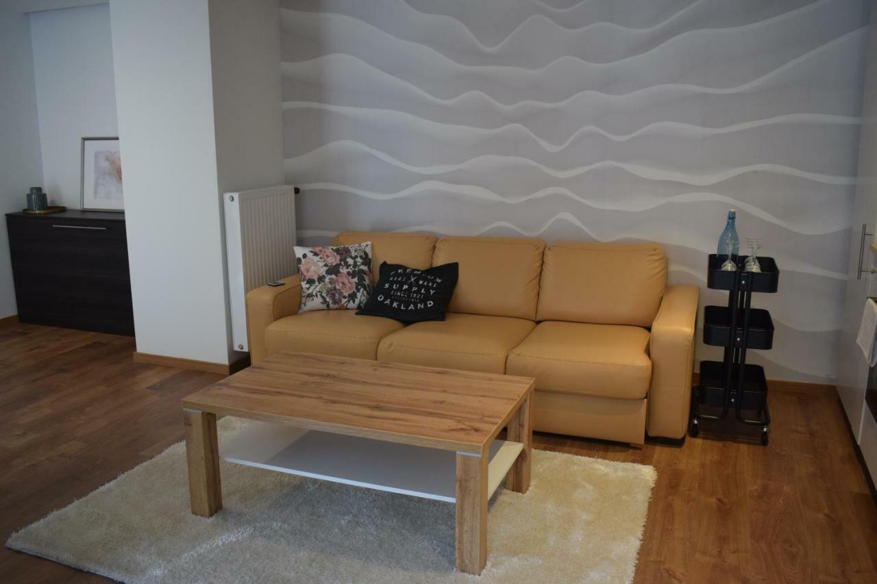 Buborek Apartman Tata Luaran gambar